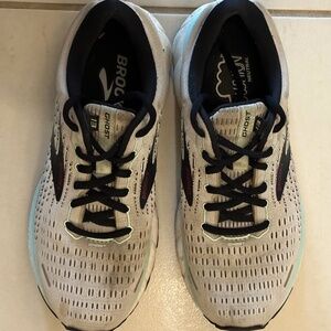 Brooks Ghost 13